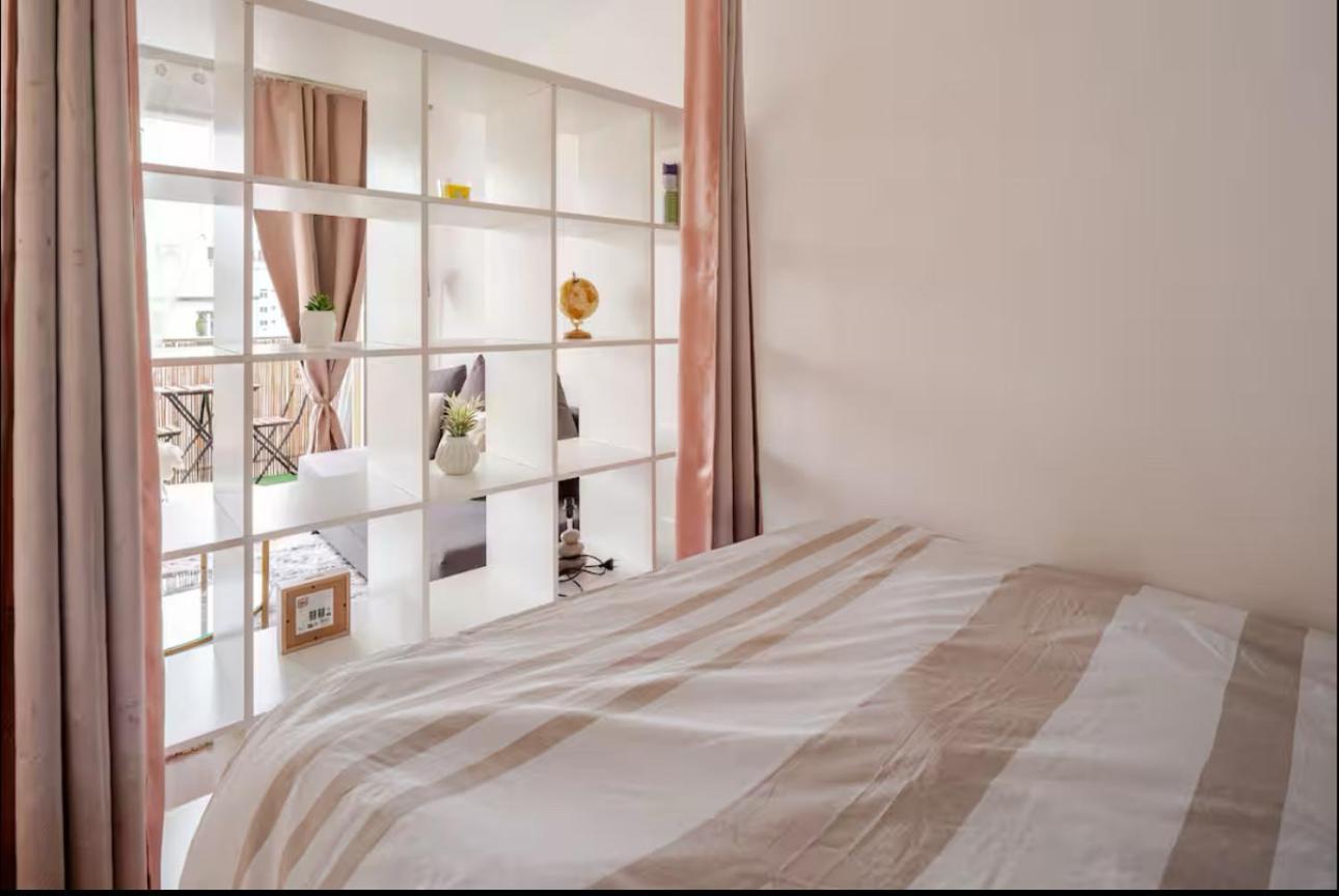 In The Center Of Appartement Paris